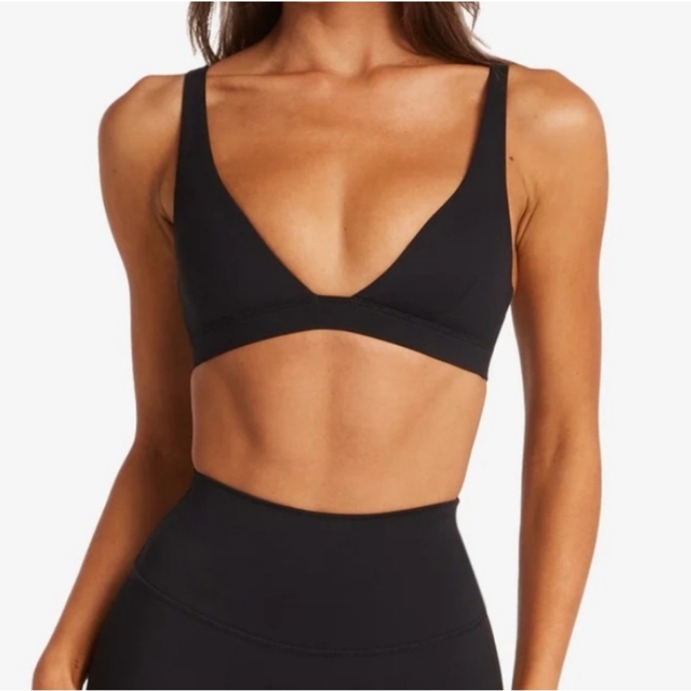 Black CSB Countour top